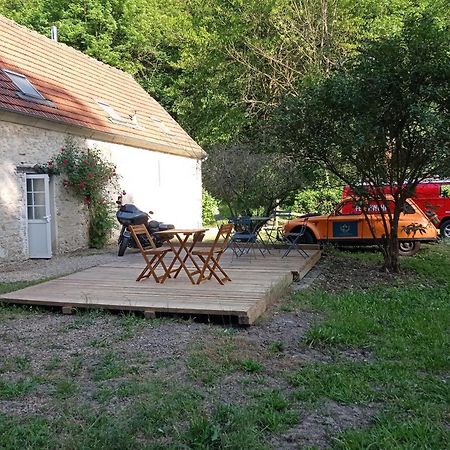 Chez Tombivouac Villa Pierrefonds Exterior photo